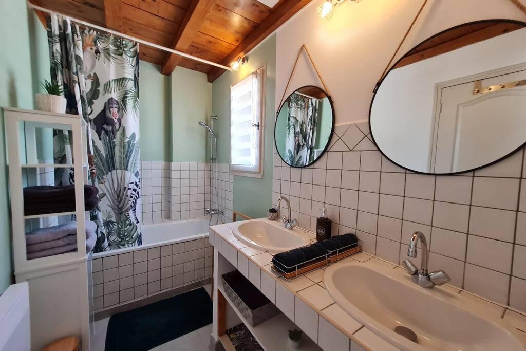 Appart Cosy Avec Son Exterieur Chaleureux,Piscine Et Parking Prive Fontvieille Dış mekan fotoğraf